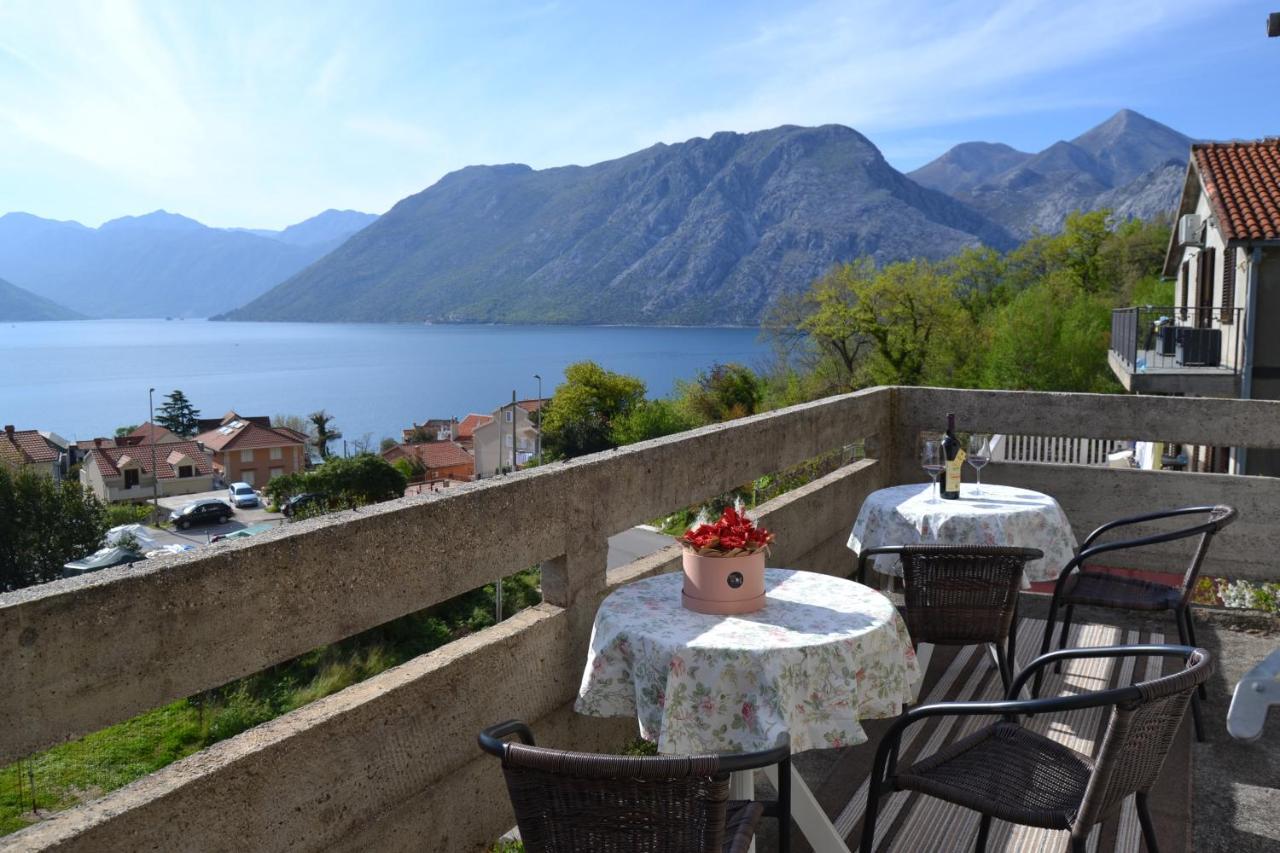 Apartments Dobrisa Kotor Exteriér fotografie