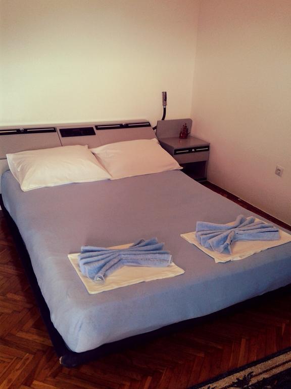Apartments Dobrisa Kotor Pokoj fotografie