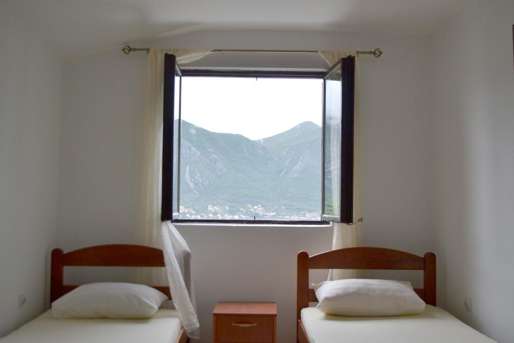 Apartments Dobrisa Kotor Exteriér fotografie